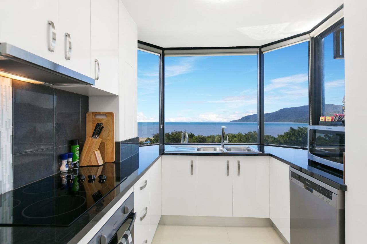 Cairns Luxury Seafront Apartment מראה חיצוני תמונה