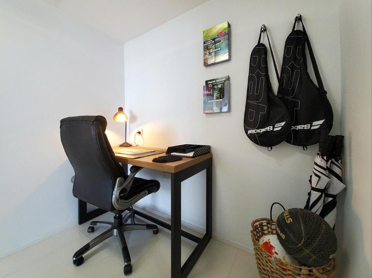 Cairns Luxury Seafront Apartment מראה חיצוני תמונה